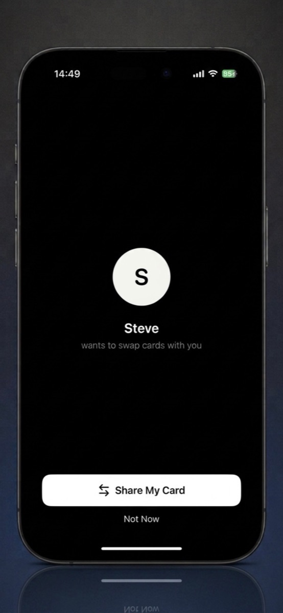 A swap request in Yoink — Steve wants to swap cards, with a Share My Card button.